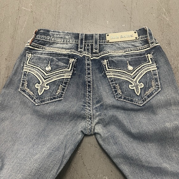 Rock Revival Donna Boot Jeans Women's Size 31 Dark Wash Distressed Embroidered - Picture 7 of 8